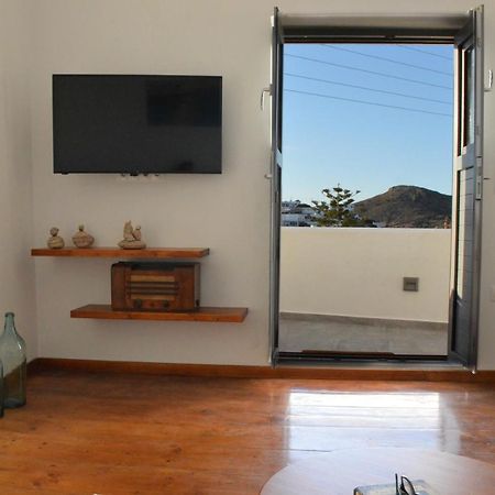 Rhyolite Apartment Triovasálos Esterno foto